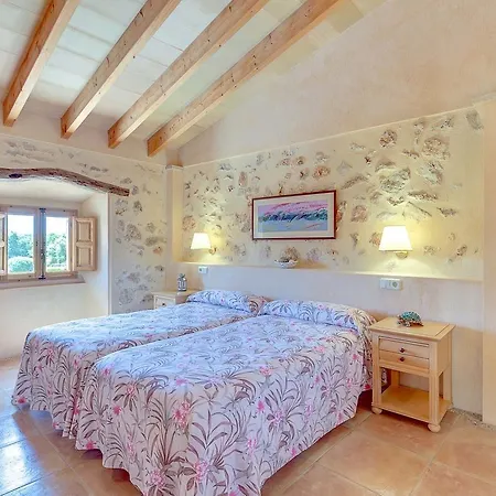 Can Gelat Villa